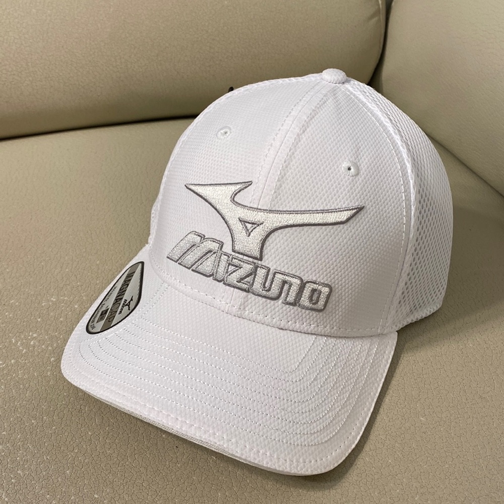 Mizuno Cap